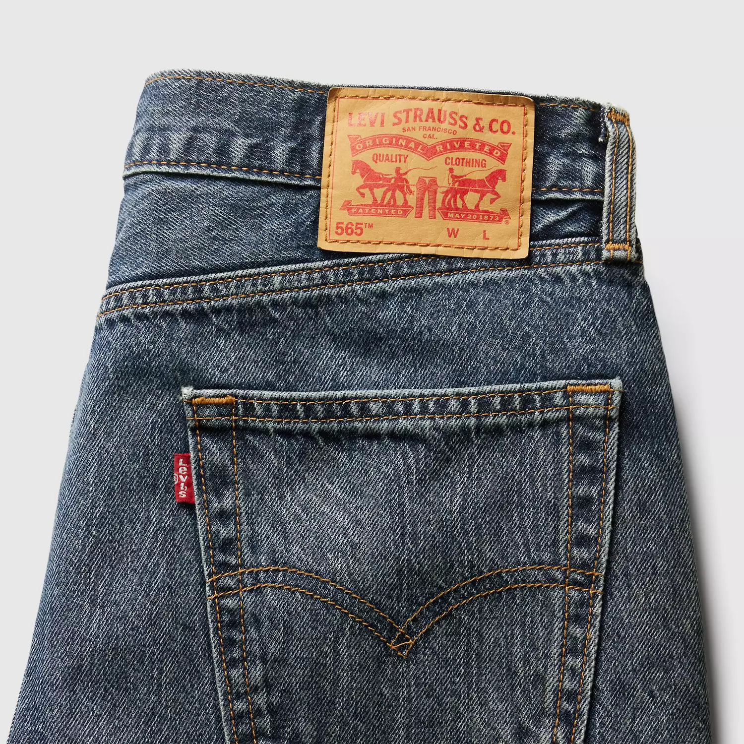 картинка Мужские джинсы Levi's 565 Loose Straight, глубокий синий от магазина Одежда+