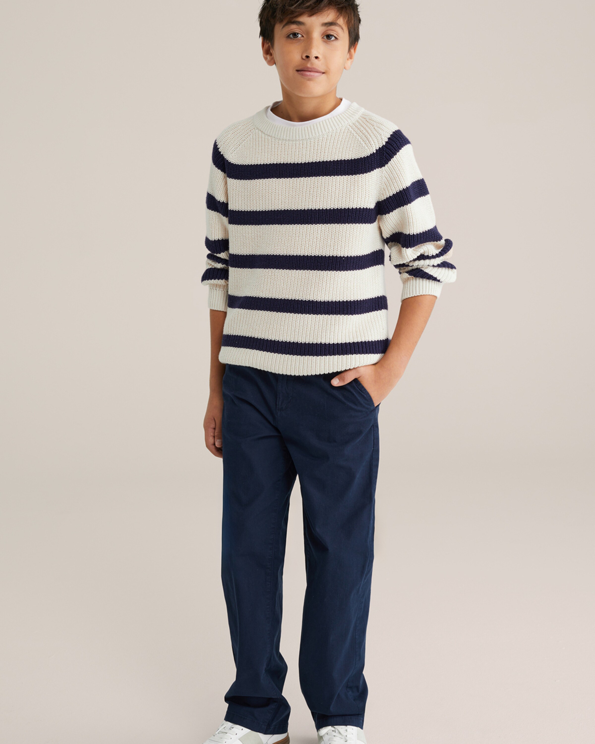 картинка WE Fashion Широкие брюки в цвете Navy от магазина Одежда+
