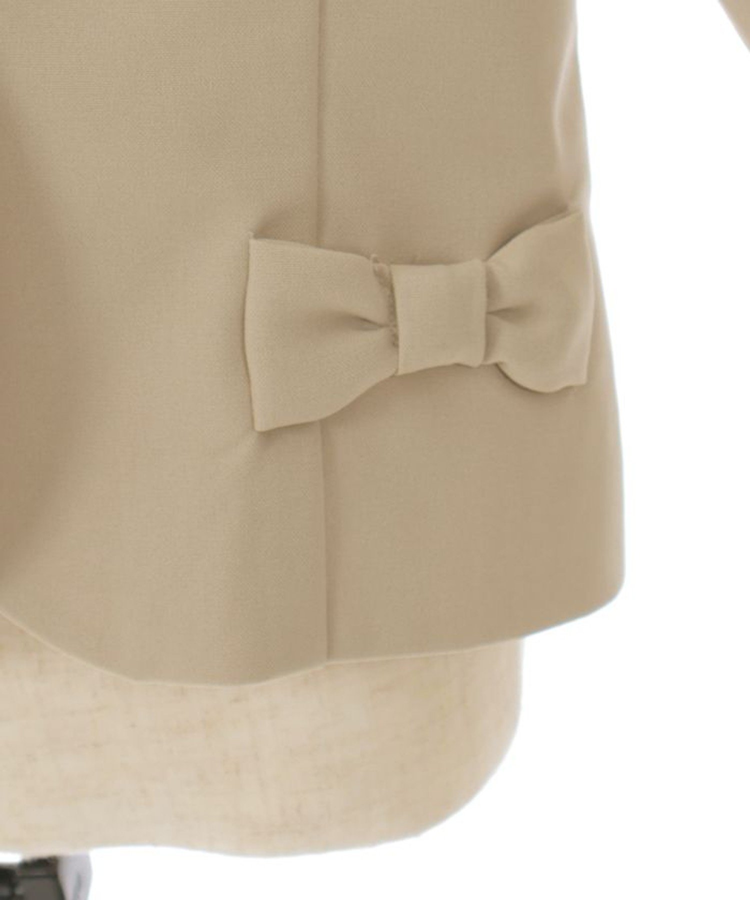 картинка Приталенный жакет, подобранный по цветовой гамме Axes femme kids, Beige от магазина Одежда+