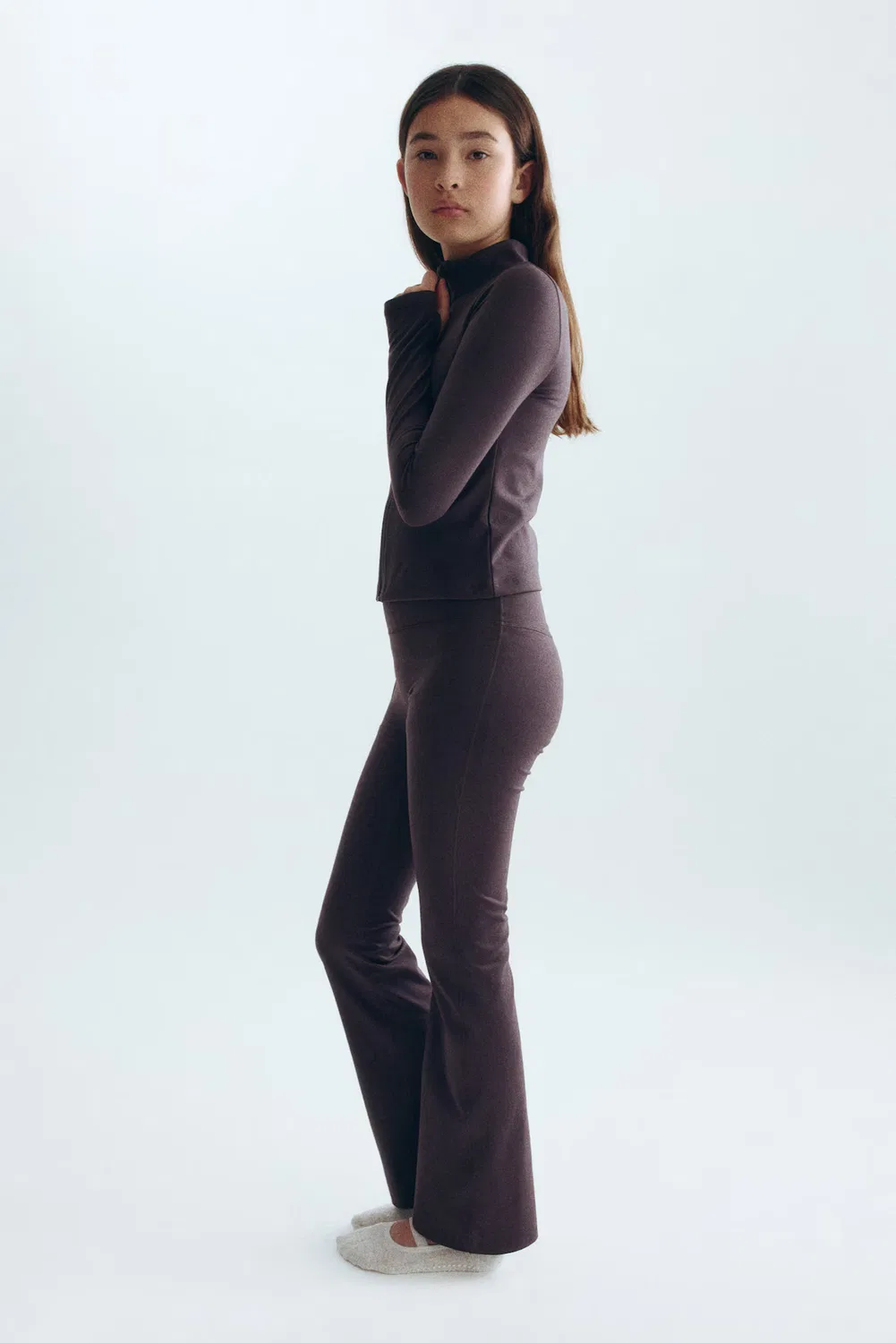 картинка Спортивная куртка с мягкой подкладкой H&M, Aubergine от магазина Одежда+