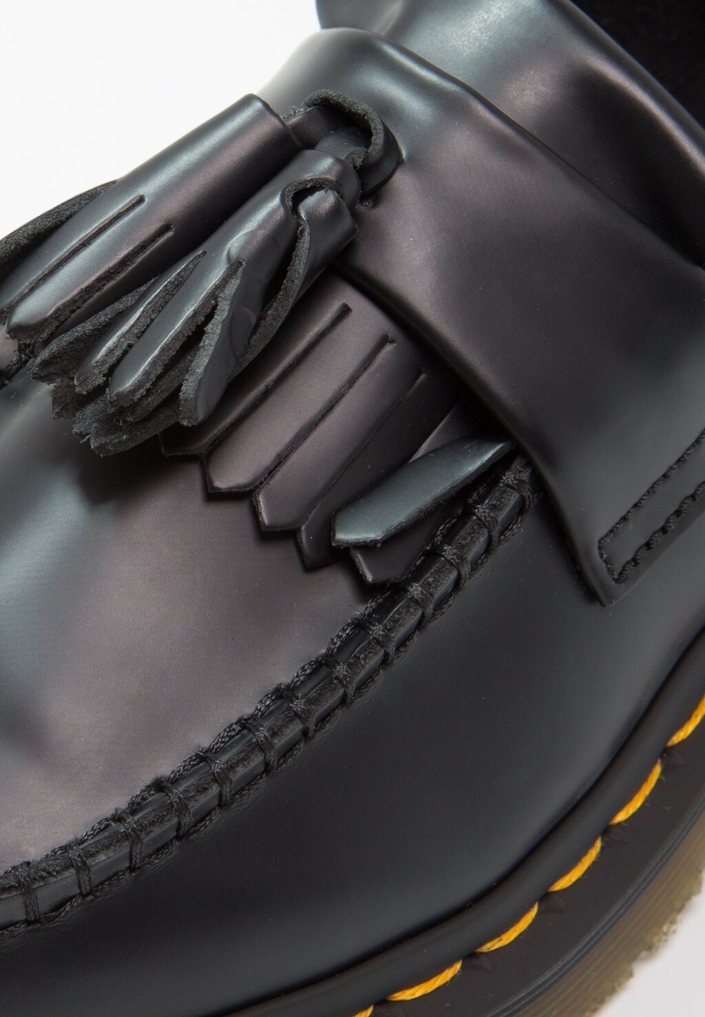 картинка Лоферы женские Dr. Martens кожаные, черные от магазина Одежда+
