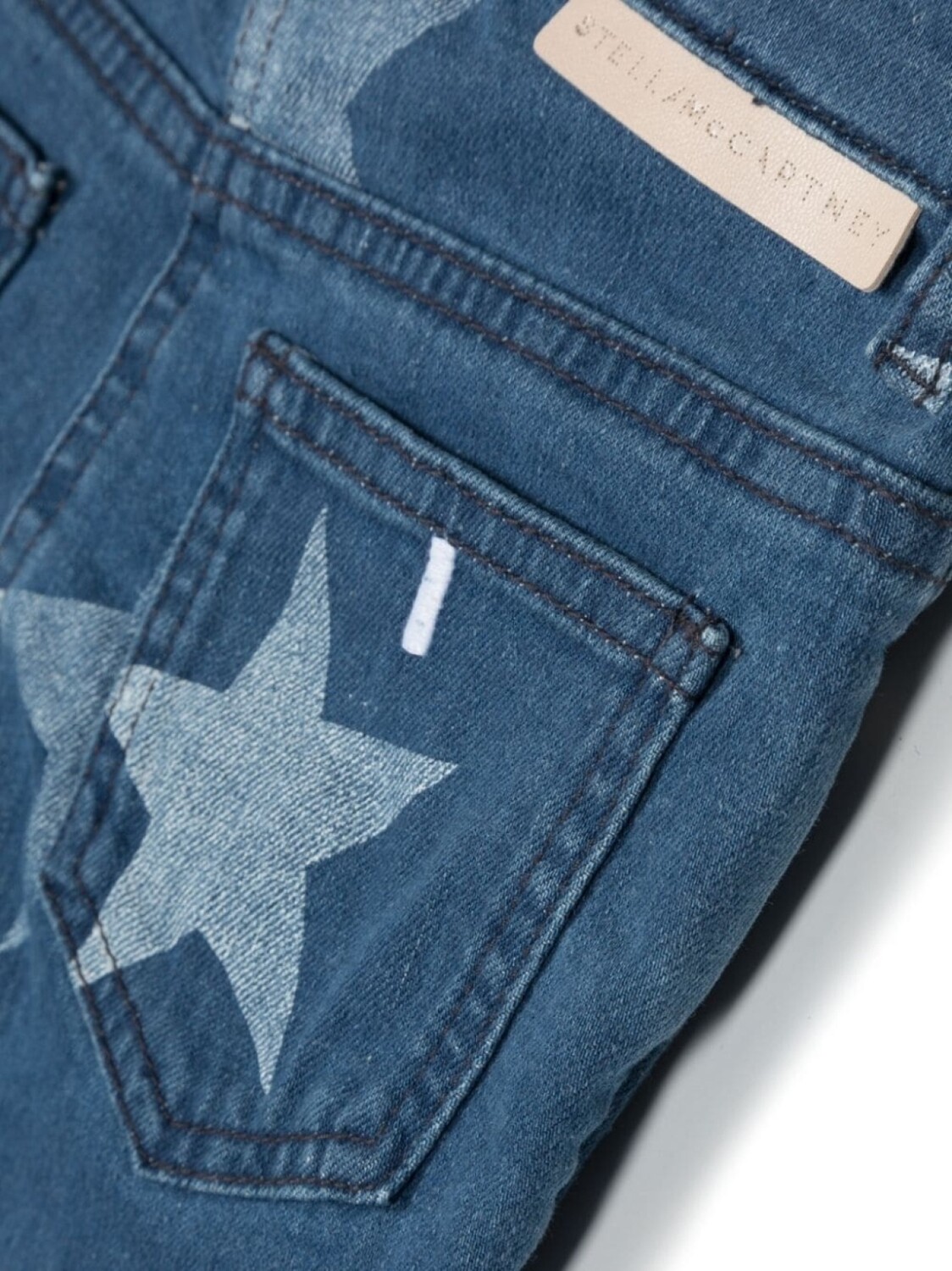 картинка Stella McCartney Kids прямые джинсы с принтом Star, синий от магазина Одежда+