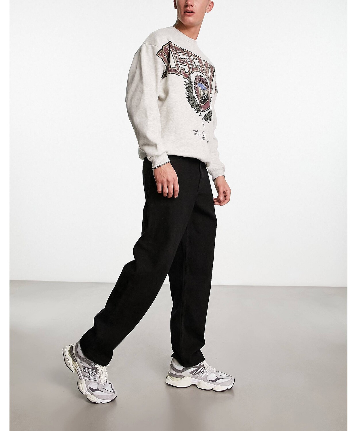 картинка Черные мешковатые джинсы ASOS DESIGN от магазина Одежда+