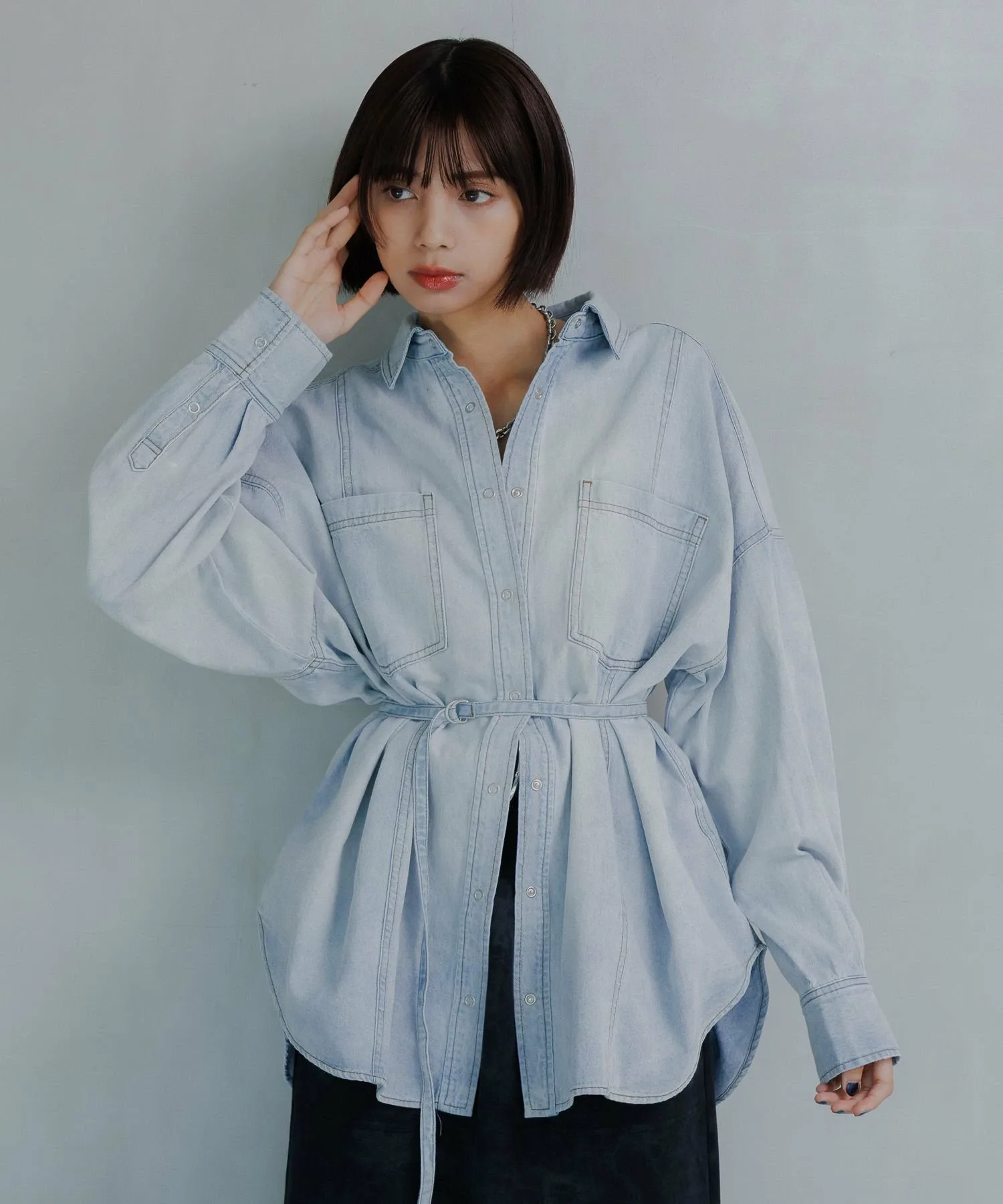 картинка Джинсовая рубашка с поясом Pageboy, Blue 85 от магазина Одежда+