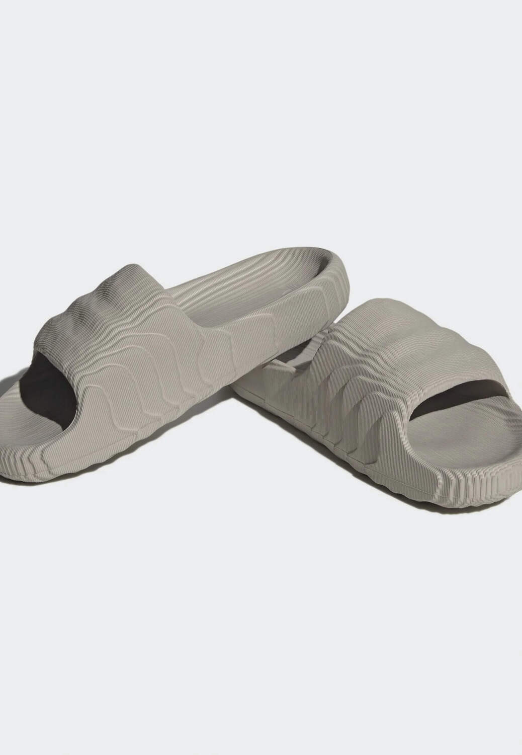 картинка Шлепанцы Adidas Originals Adilette от магазина Одежда+