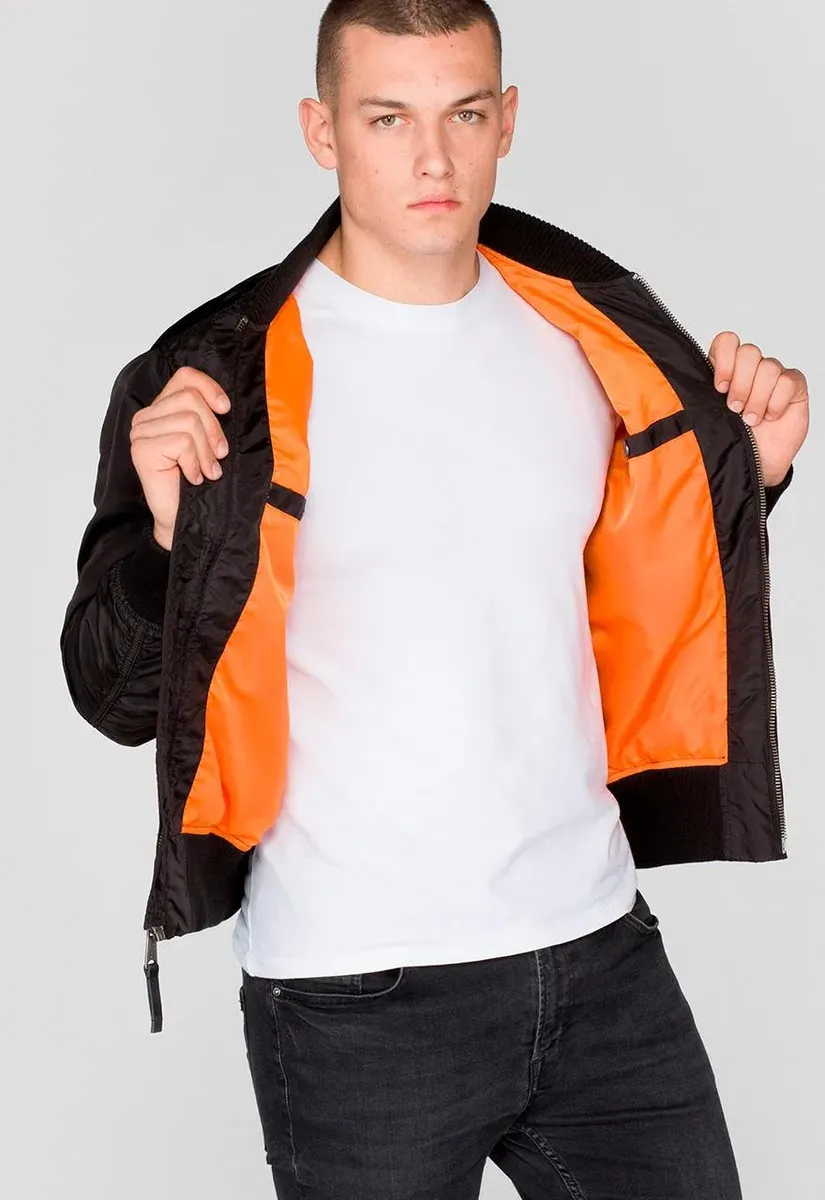 картинка Куртка-бомбер Alpha Industries "MA-1 TT", черный от магазина Одежда+