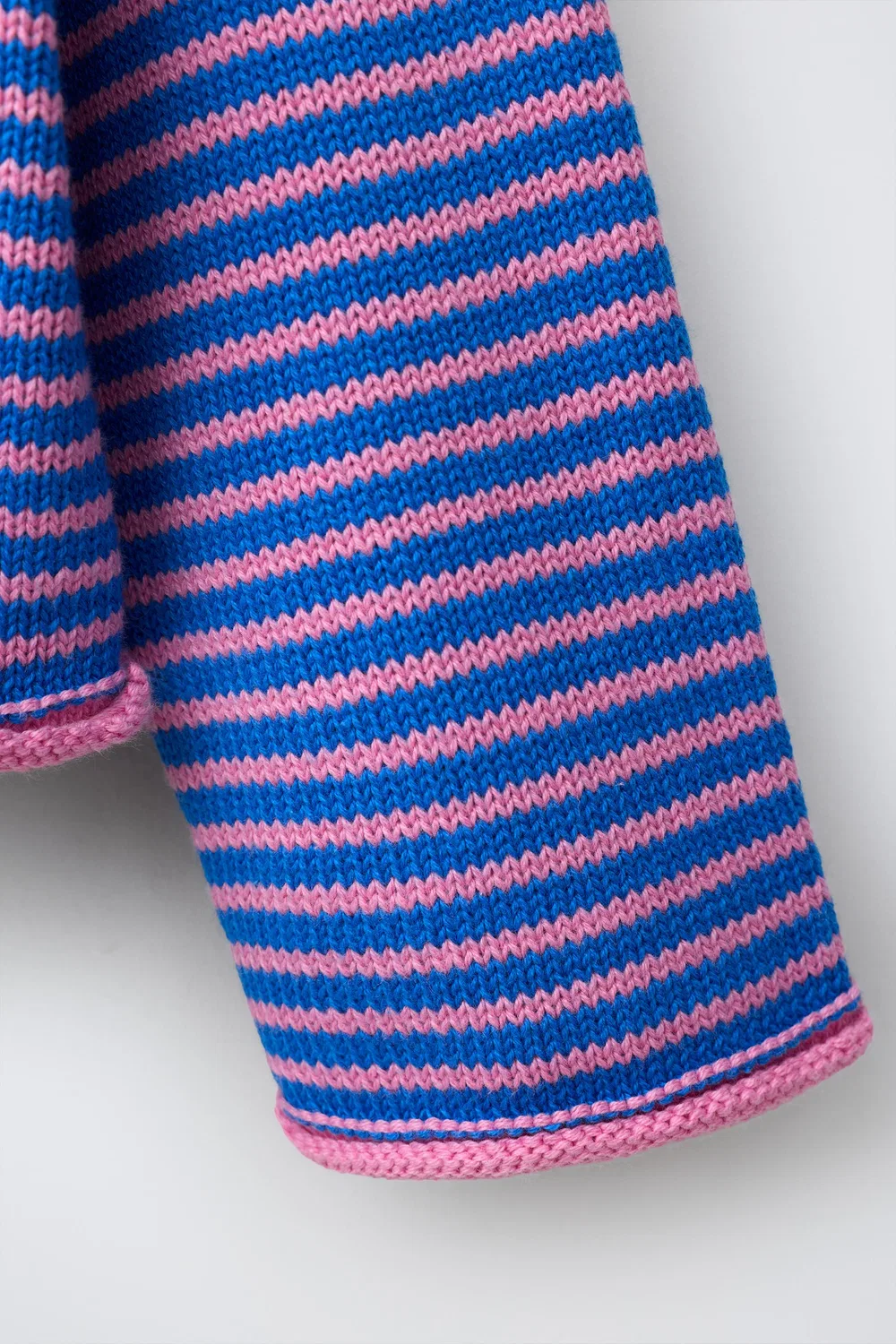 картинка Вязаный джемпер в полоску с вышитым сердечком. ZARA, Multicoloured от магазина Одежда+
