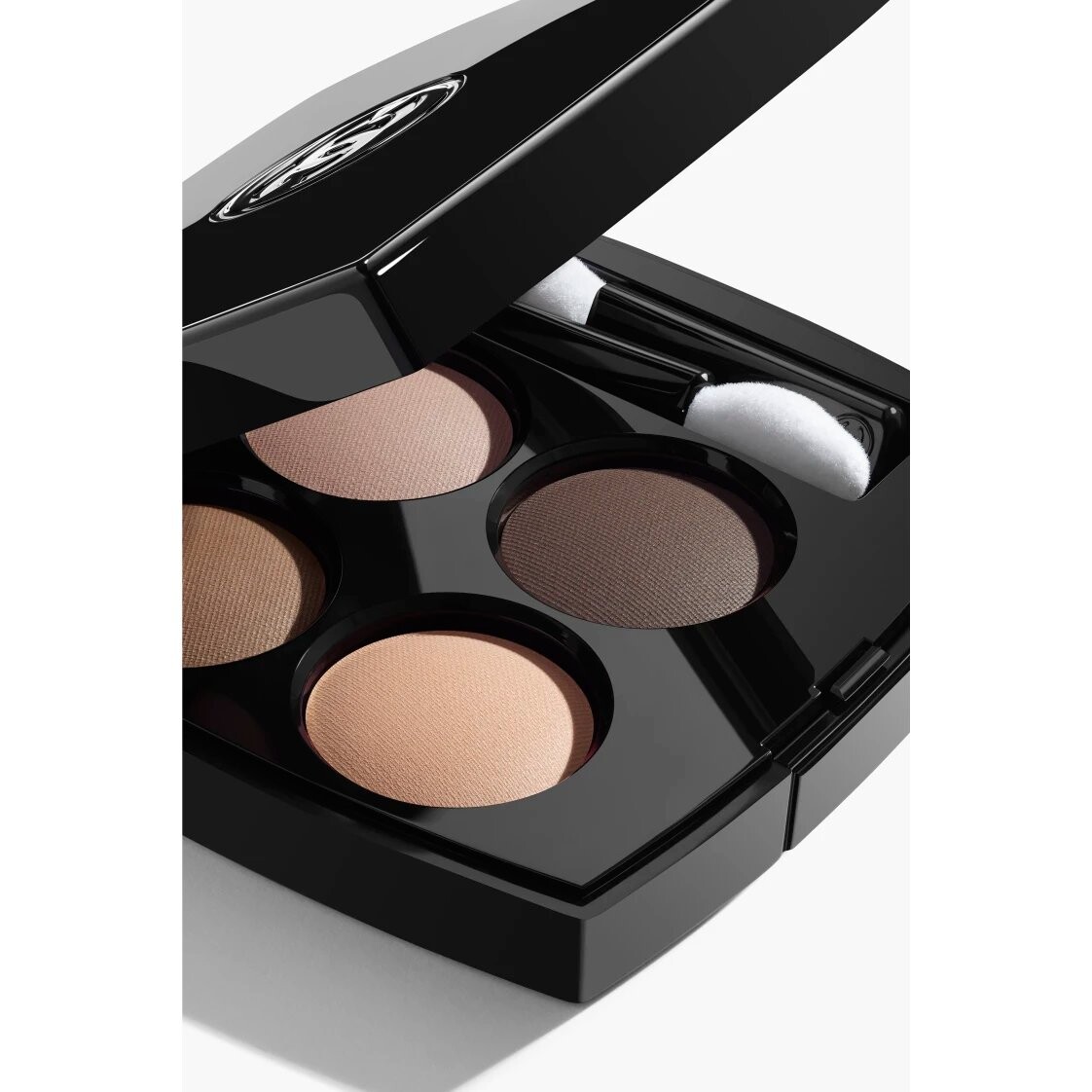 картинка Палетка теней для век Chanel Les 4 Ombres от магазина Одежда+