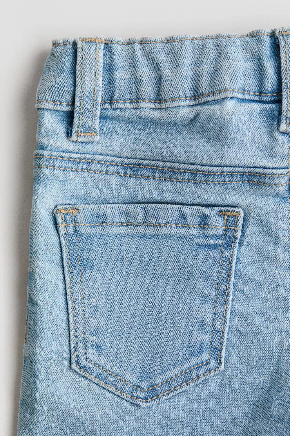 картинка Узкие джинсы H&M, Helles Denimblau от магазина Одежда+
