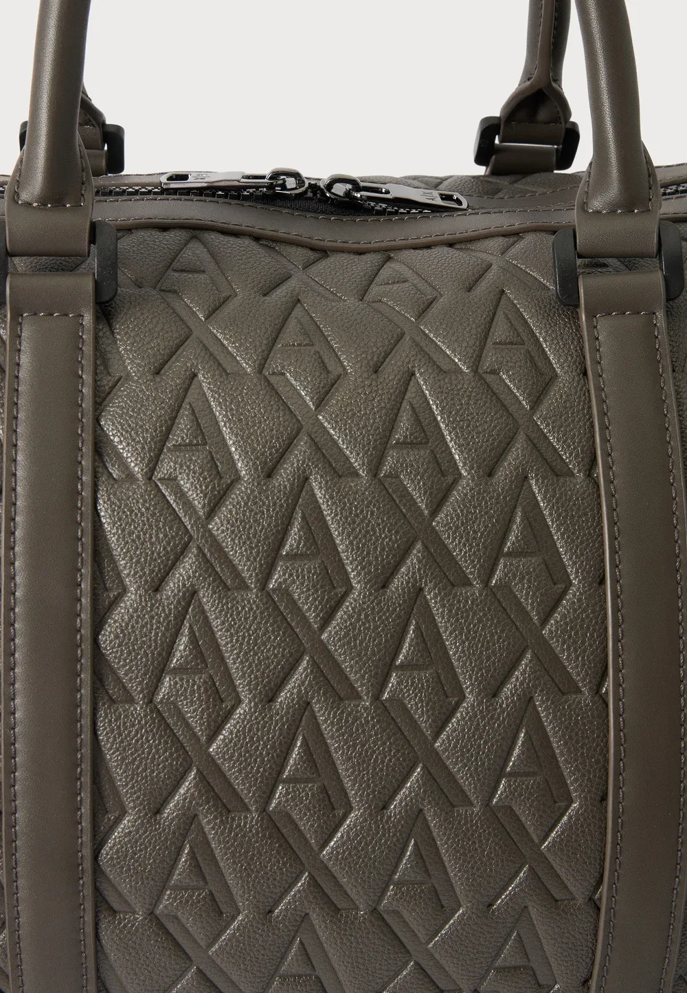картинка Спортивная сумка Liam унисекс Armani Exchange, Dark Grey от магазина Одежда+