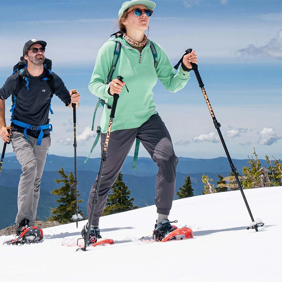 картинка Женские снегоступы Elektra Treeline Atlas Snowshoes, красный от магазина Одежда+