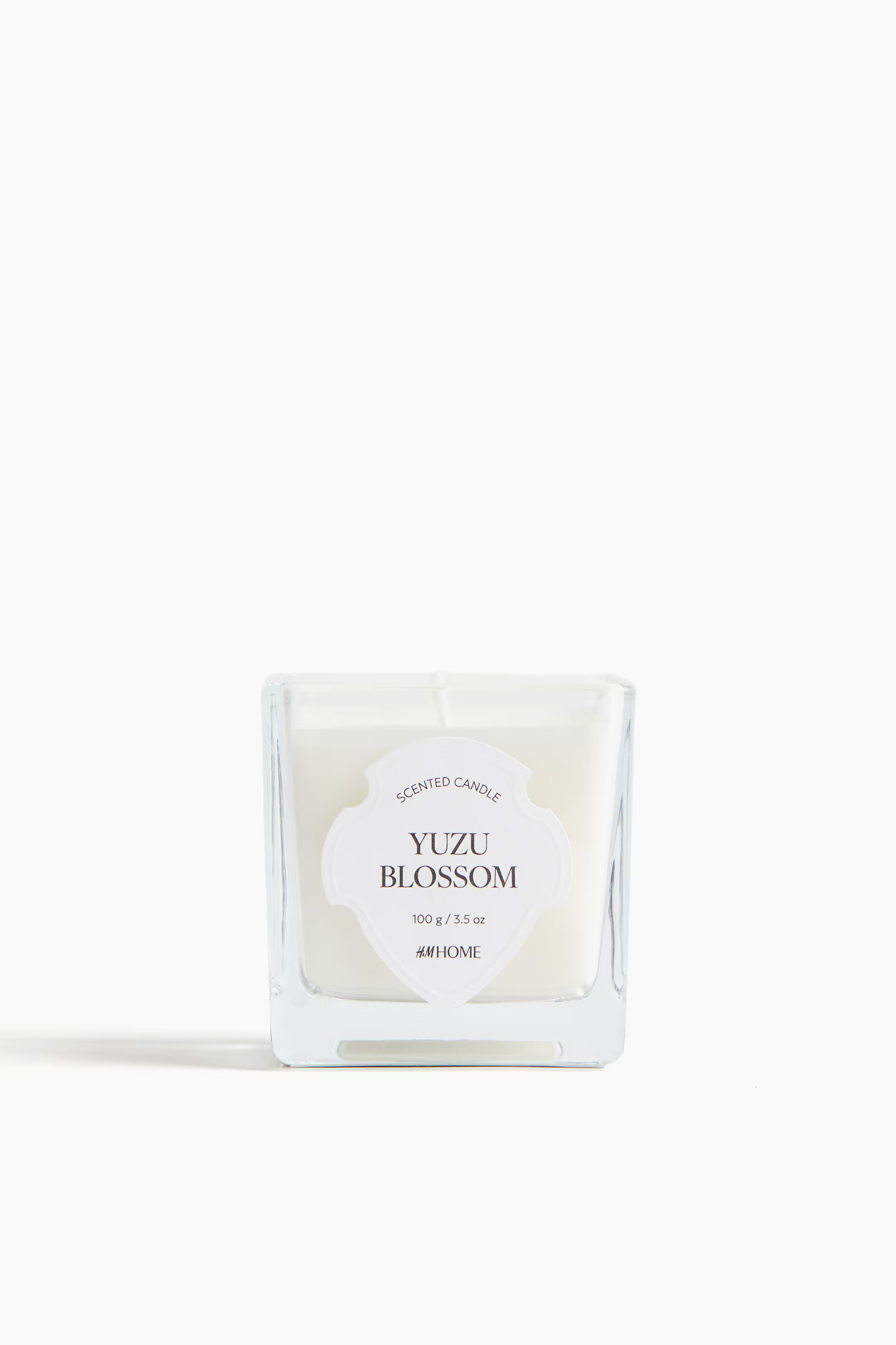 картинка Маленькая ароматическая свеча H&M, Yuzu Blossom от магазина Одежда+