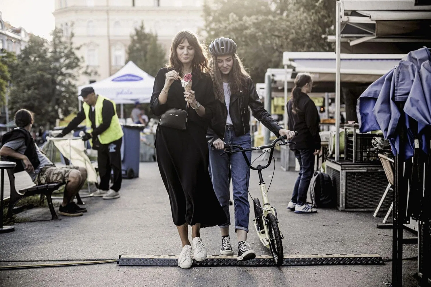 картинка Kick Scooter Yedoo, Black от магазина Одежда+