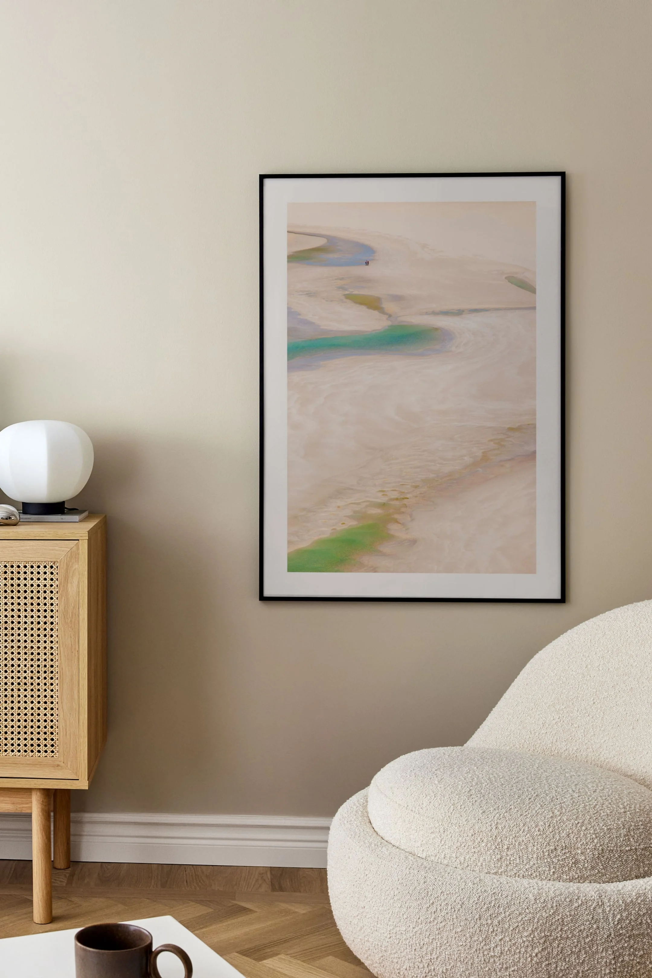 картинка Картина H&M Aerial Beach, 70x100 см от магазина Одежда+