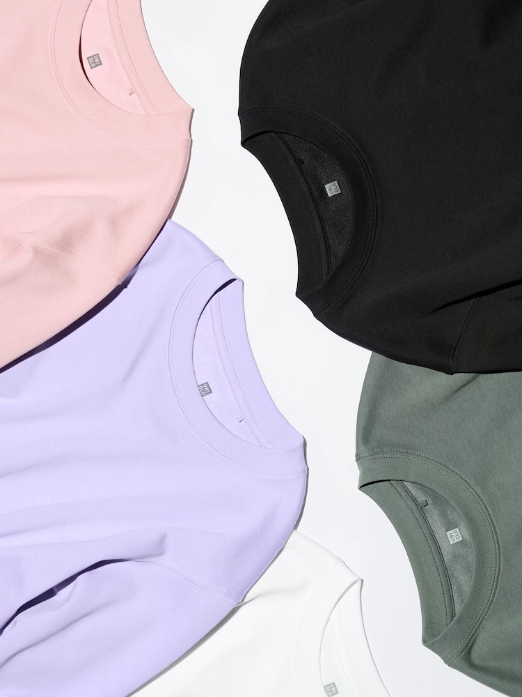 картинка Лонгслив с круглым вырезом  Uniqlo, цвет 09 черный от магазина Одежда+