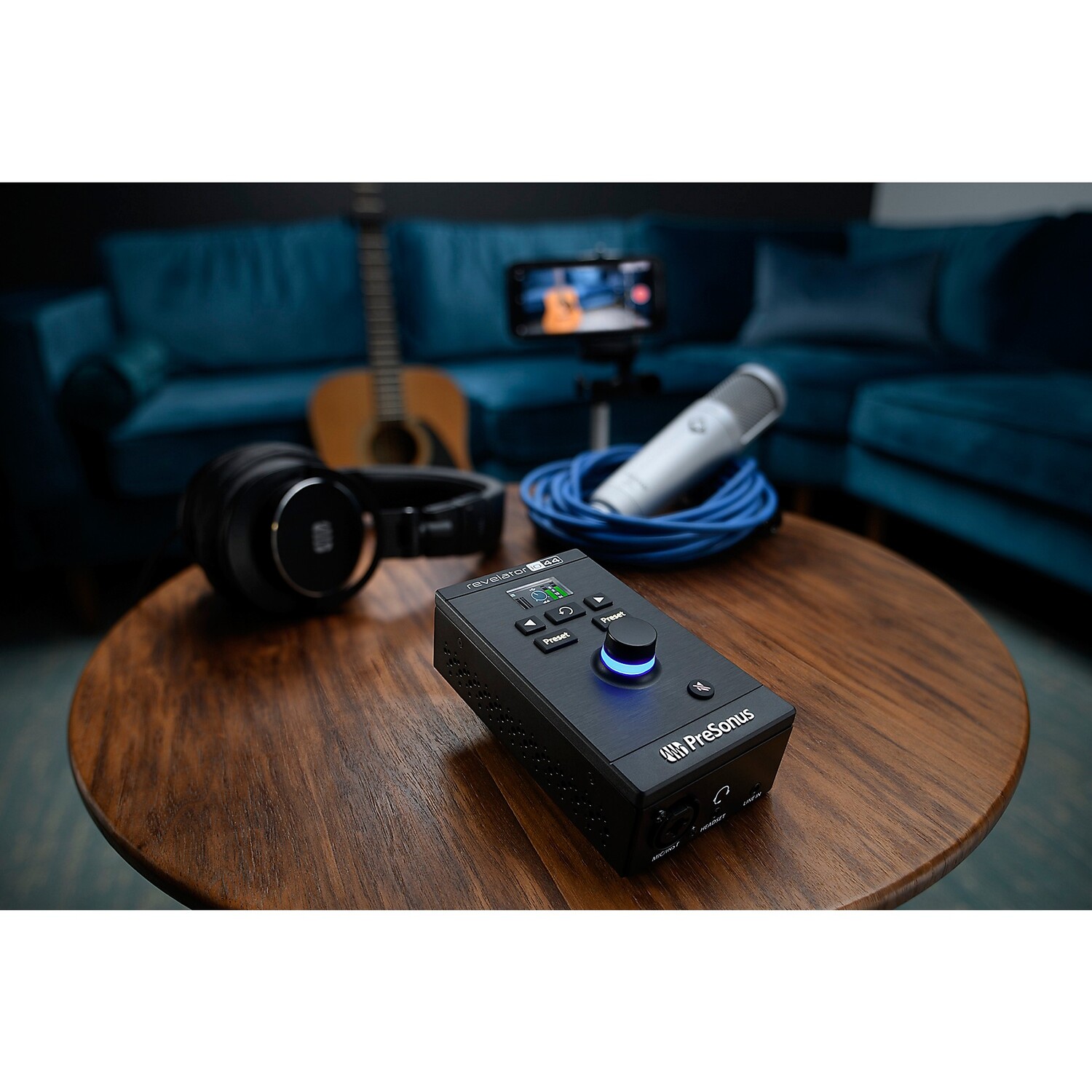 картинка Аудиоинтерфейс PreSonus Revelator io44 USB-C от магазина Одежда+
