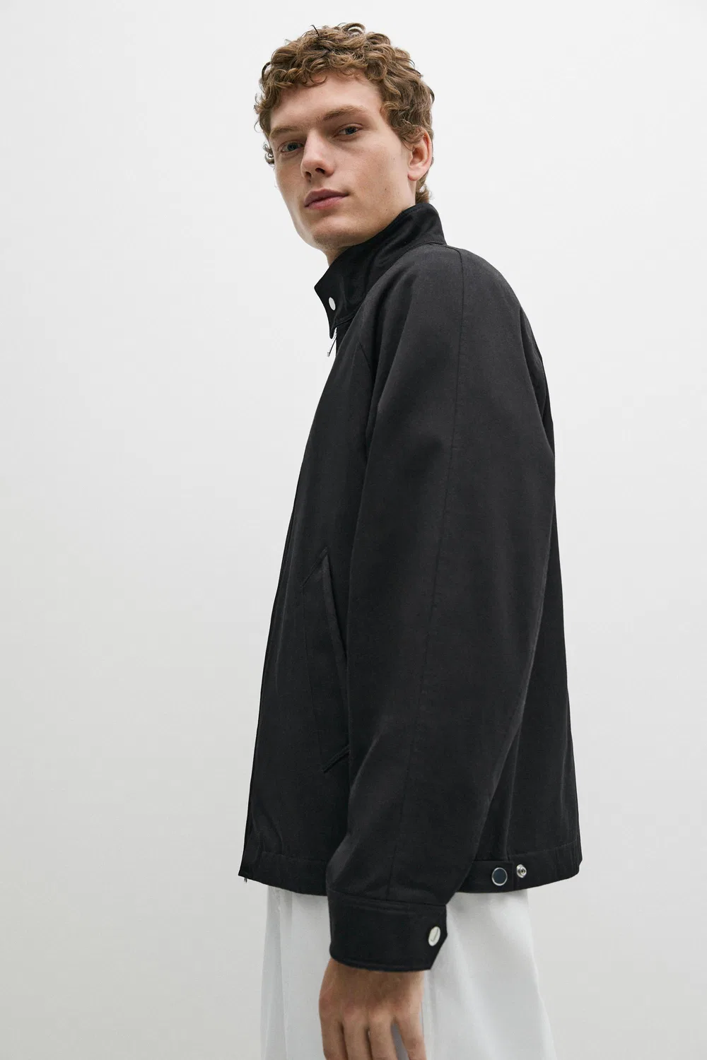 картинка Куртка-бомбер Massimo Dutti With Collar Detail, темно-синий от магазина Одежда+