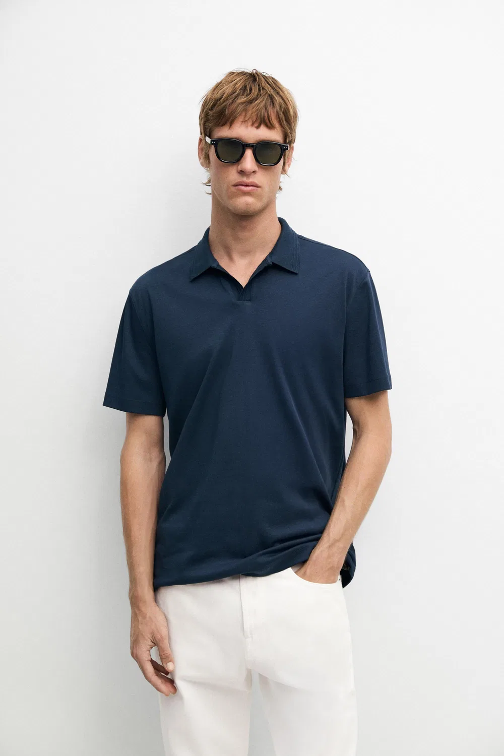 картинка Рубашка поло трикотажная Massimo Dutti, с V-образным вырезом, синий от магазина Одежда+