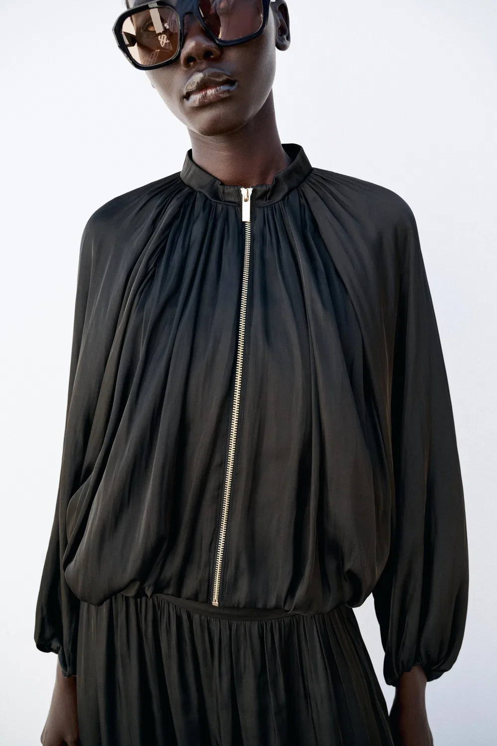 картинка Атласная куртка-бомбер ZARA, Black от магазина Одежда+