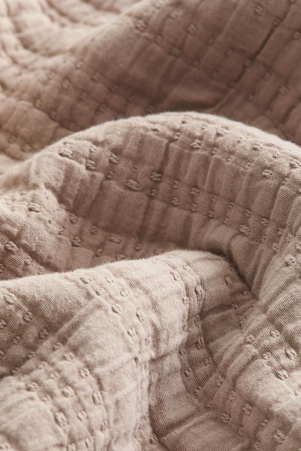 картинка Наволочка H&M Quilted, 50х90 см, серо-сиреневый от магазина Одежда+