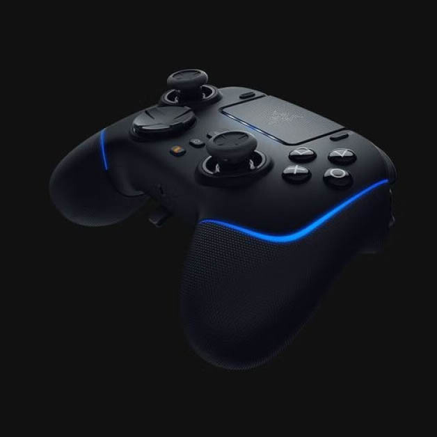 картинка Геймпад Razer Wolverine V2 Pro, черный от магазина Одежда+