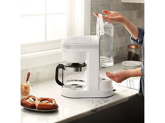 картинка Кофеварка KitchenAid 5KCM1208EWH Classic, белый от магазина Одежда+