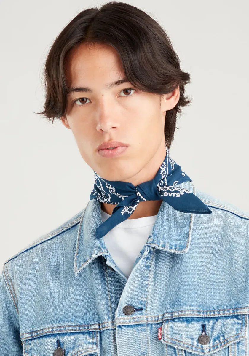 картинка Бандана Levi's "УНИСЕКС", ткань "пейсли-никки", синий от магазина Одежда+