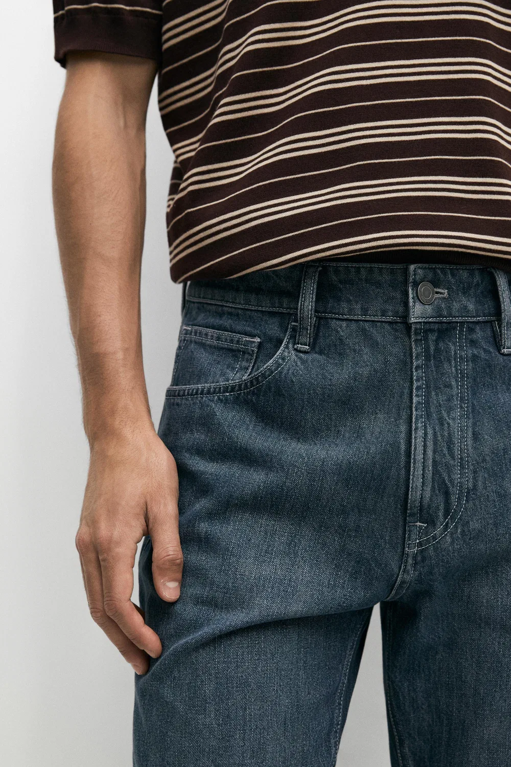 картинка Джинсы Massimo Dutti Tapered Fit, синий от магазина Одежда+