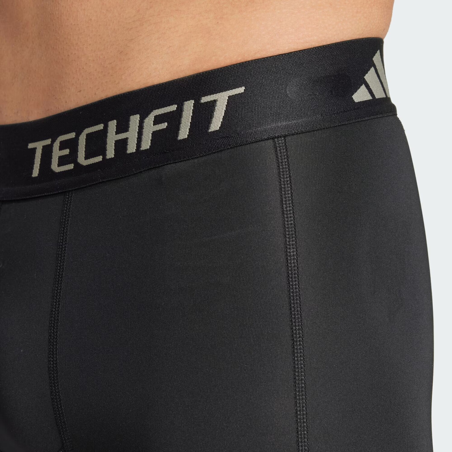 картинка Компрессионные шорты для тренировок TECHFIT Adidas, цвет Black от магазина Одежда+