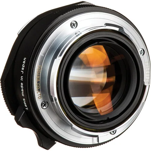 картинка Объектив Voigtlander Nokton Classic 35mm f/1.4 II SC от магазина Одежда+