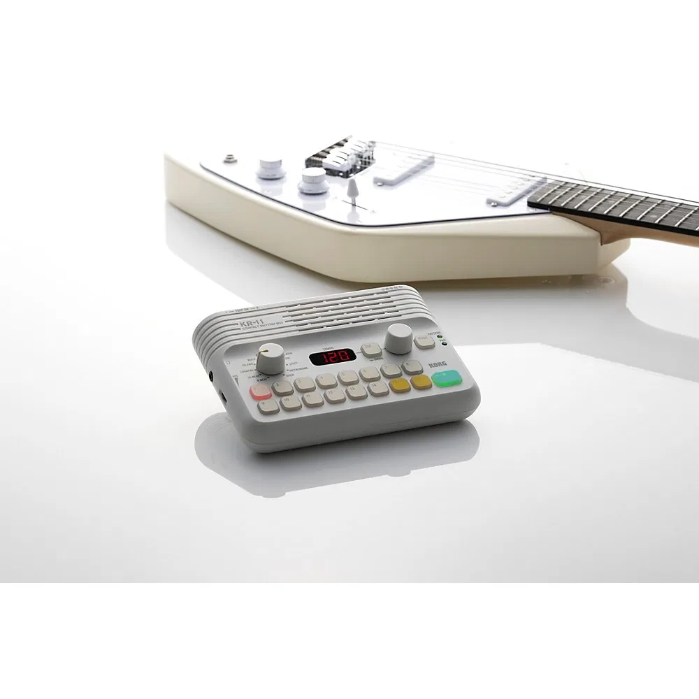 картинка KORG KR-11 Компактная ритм-машина от магазина Одежда+