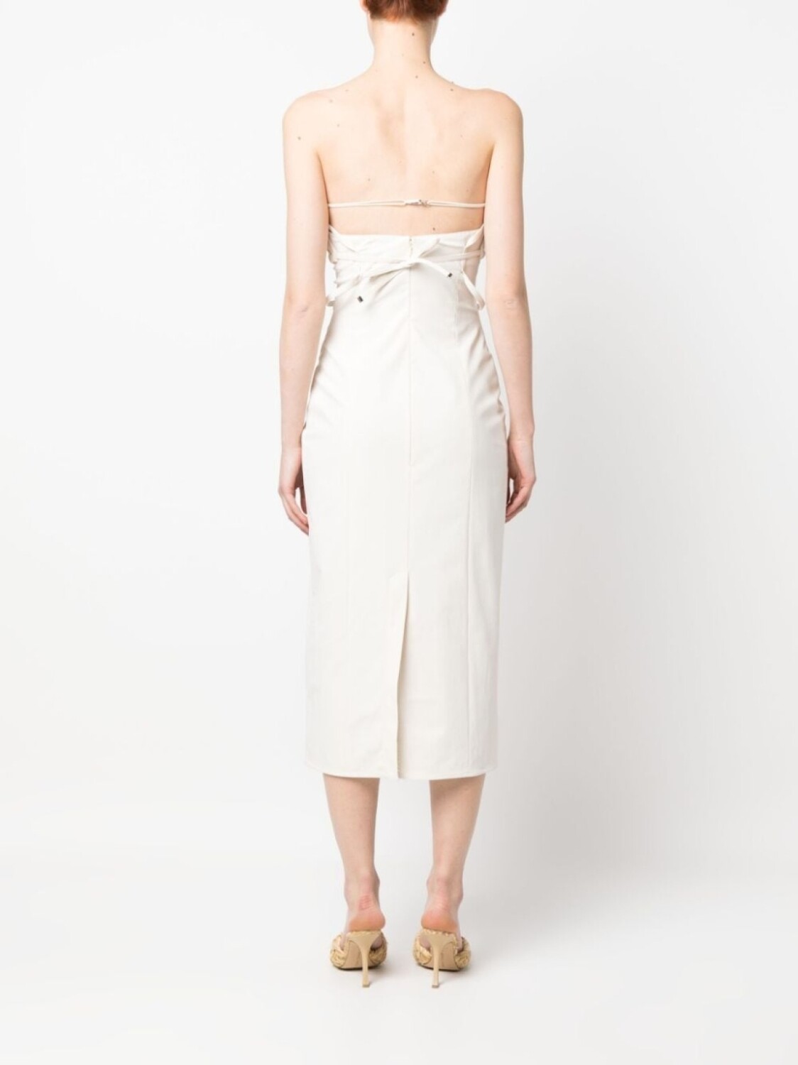 картинка Jacquemus платье строгого кроя без бретелей, нейтральный цвет от магазина Одежда+