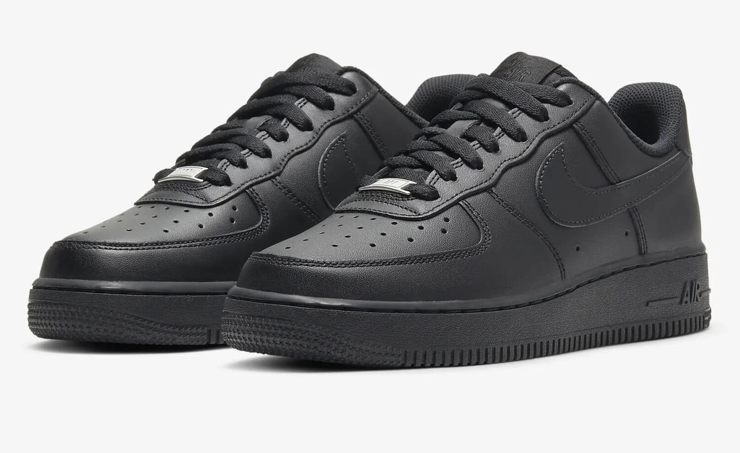 картинка Кроссовки Nike Air Force 1 '07 Triple Black от магазина Одежда+