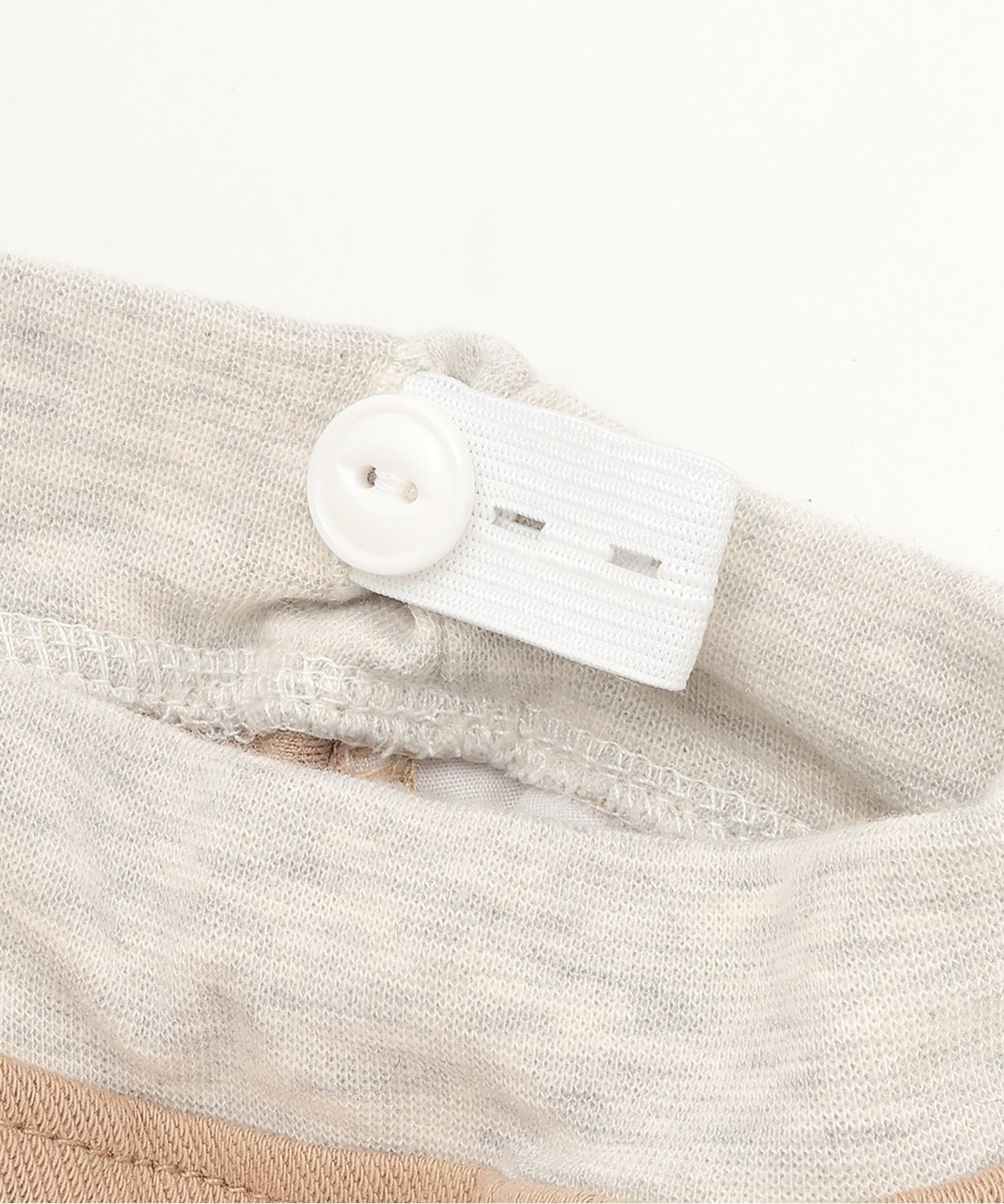 картинка Длинные прямые брюки со шлейфом Kladskap, Beige от магазина Одежда+