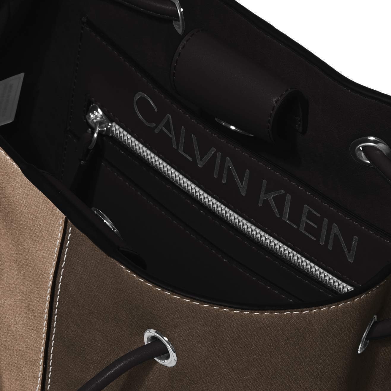 картинка Женская сумка-ведро Calvin Klein Gabrianna, цвет Grey Combo от магазина Одежда+