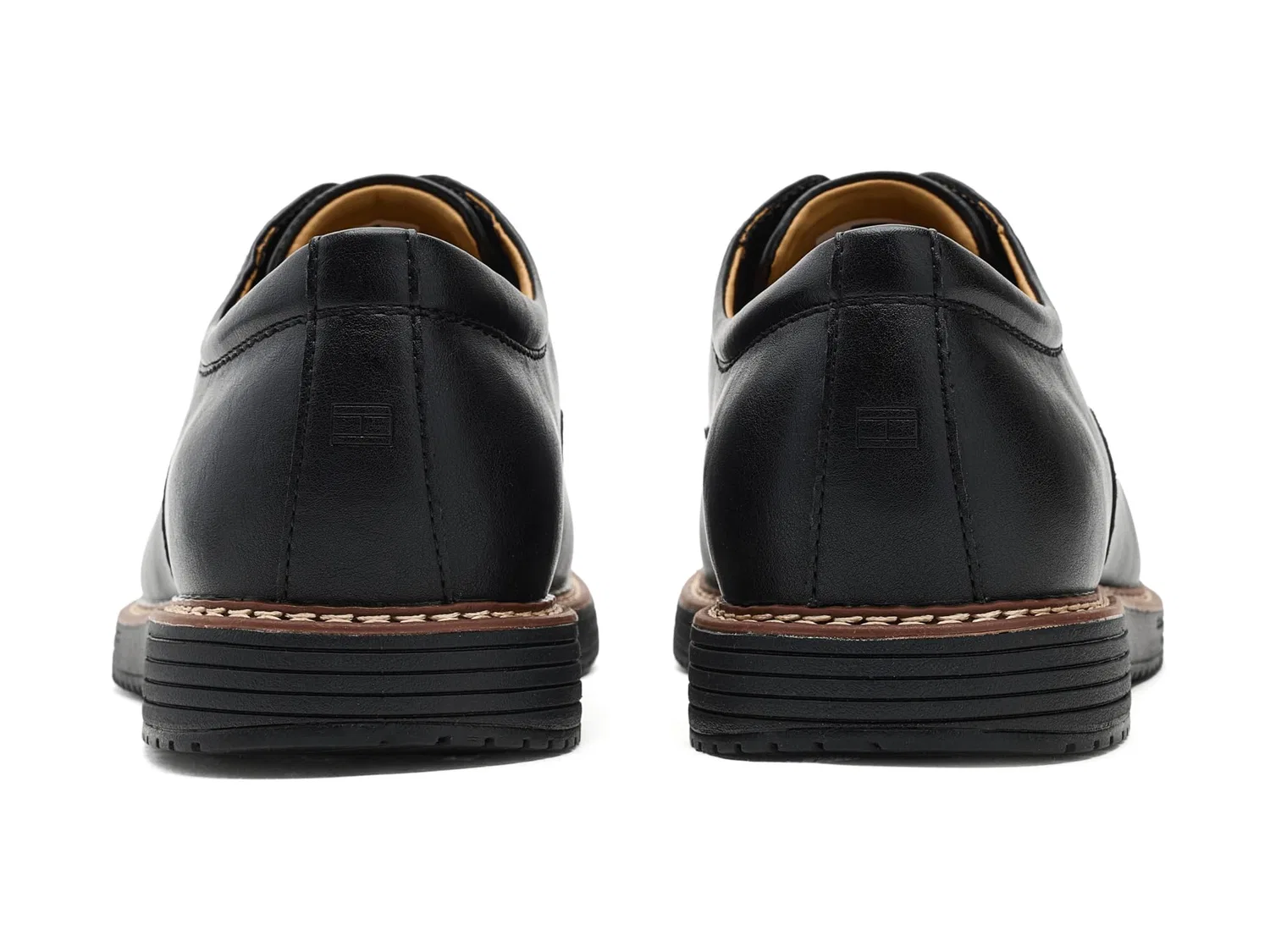 картинка Мужские оксфорды Hiday Tommy Hilfiger, Black от магазина Одежда+