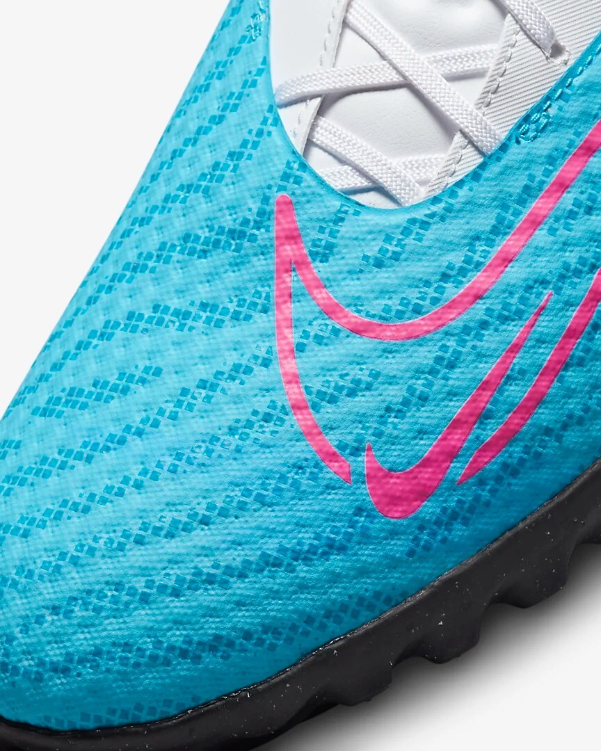 картинка Футбольные кроссовки Nike Phantom GX Academy TF, белый/голубой от магазина Одежда+