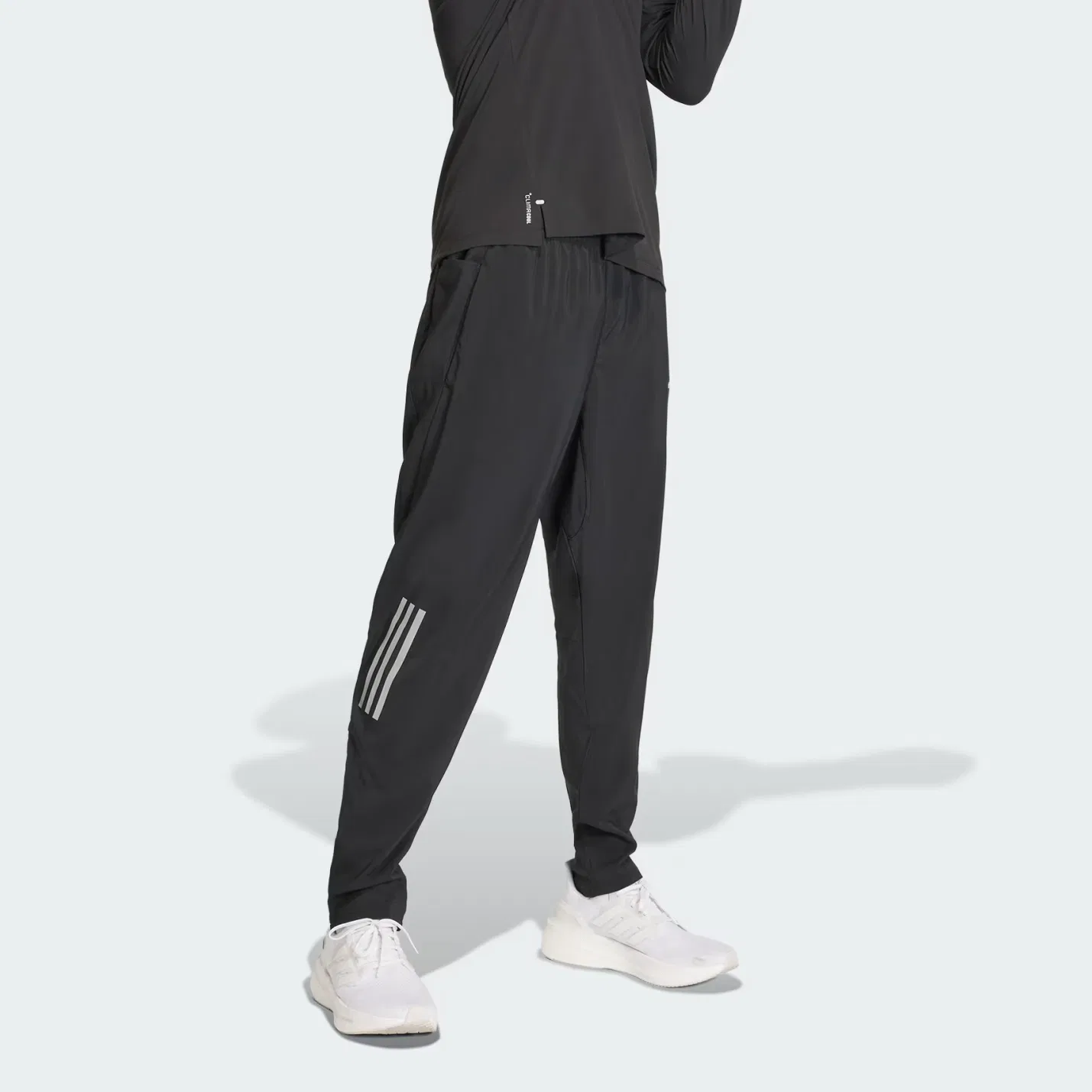 картинка Мужские беговые штаны Climacool Adidas, черный от магазина Одежда+