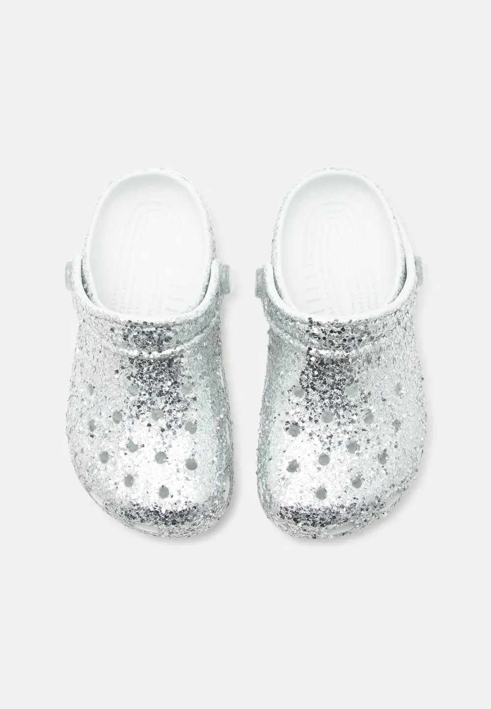 картинка Классические сверкающие тапочки Crocs, Silver-Coloured от магазина Одежда+