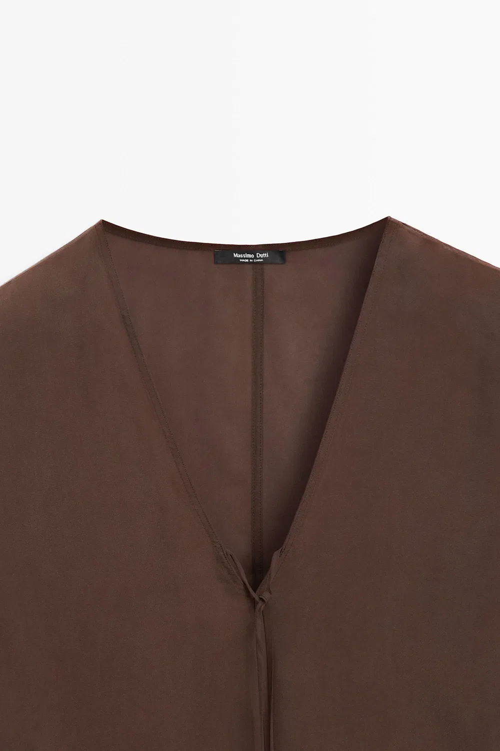 картинка Блузка Massimo Dutti Fluid V-neck Tie-front, коричневый от магазина Одежда+