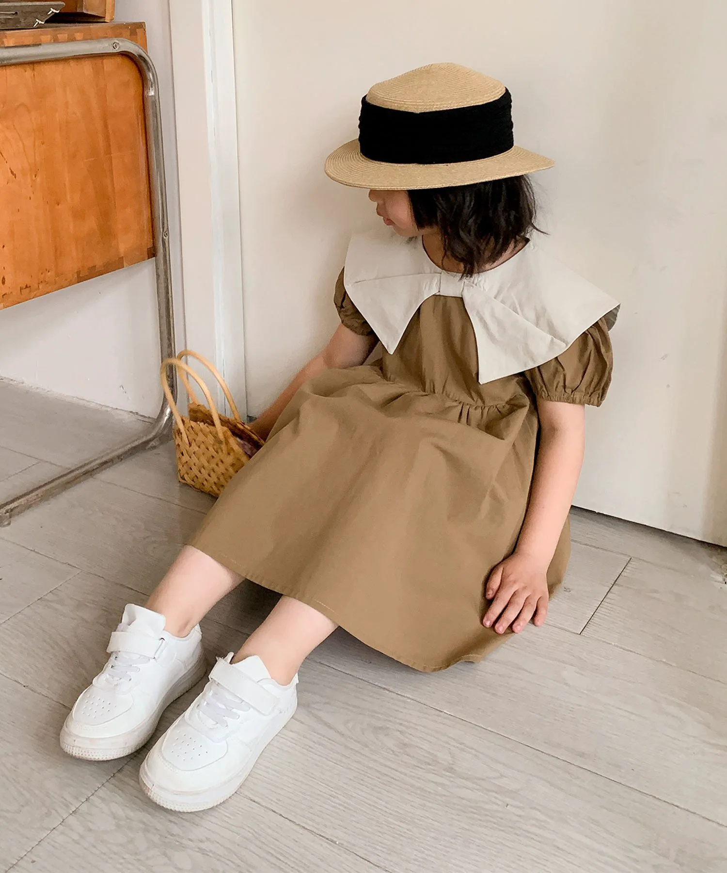 картинка Платье с большим воротником Aimoha Kids, coffee от магазина Одежда+