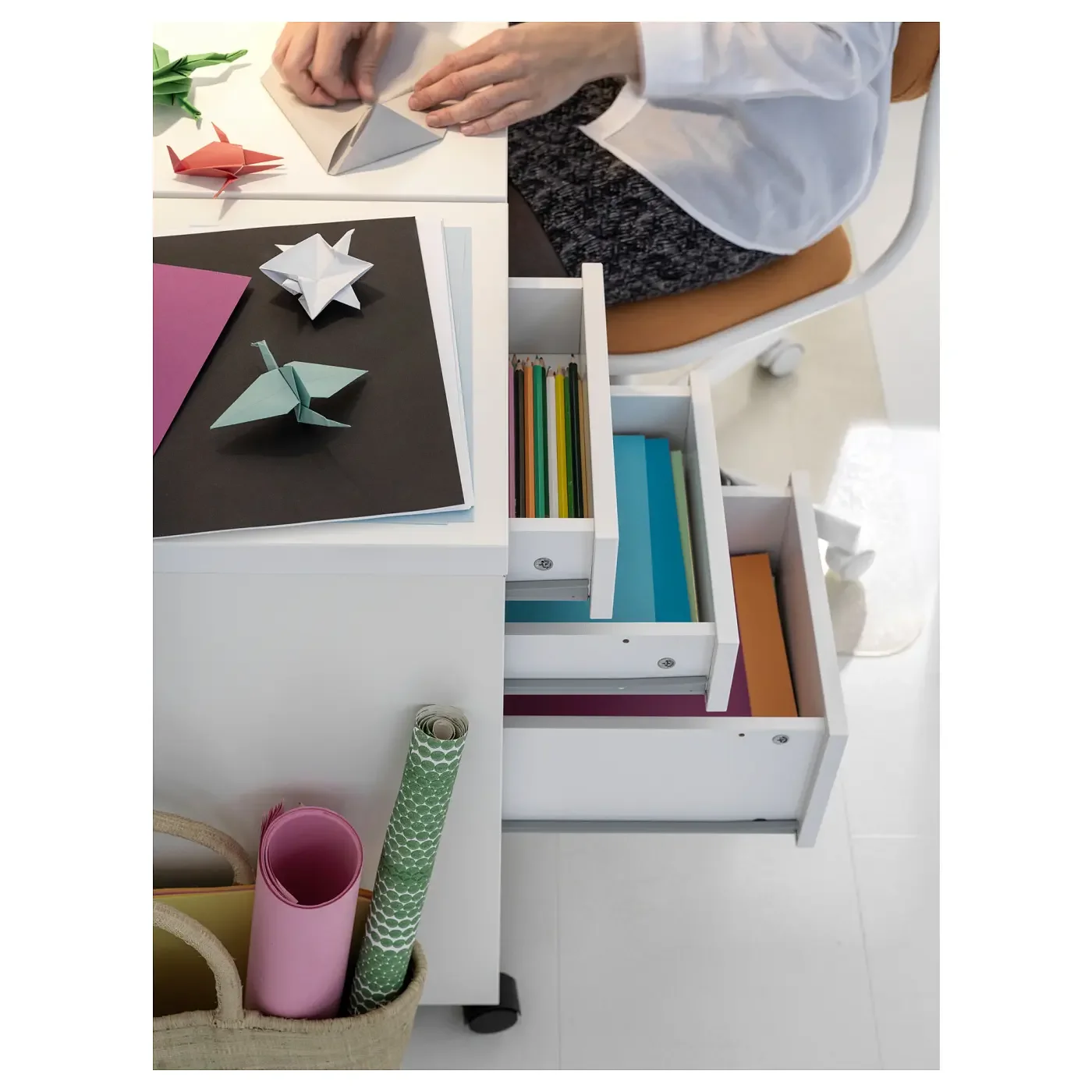 картинка Тумба IKEA Micke, 35х75 см, белый от магазина Одежда+
