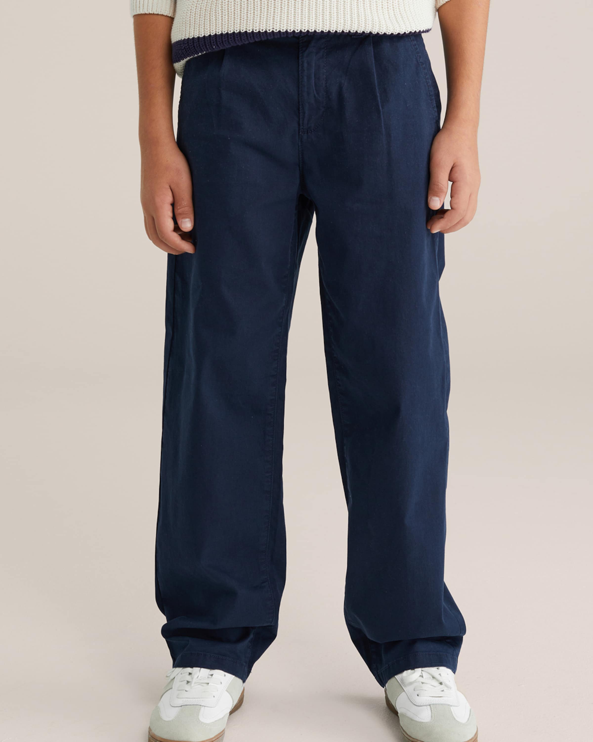картинка WE Fashion Широкие брюки в цвете Navy от магазина Одежда+