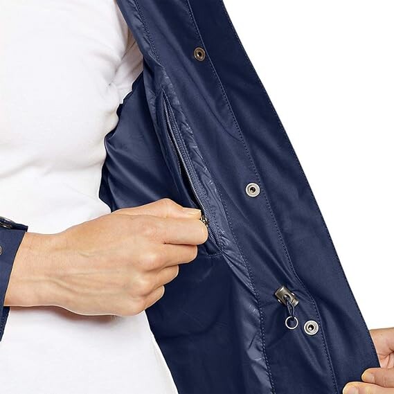 картинка Женская куртка Eddie Bauer Charly, темно-синий от магазина Одежда+