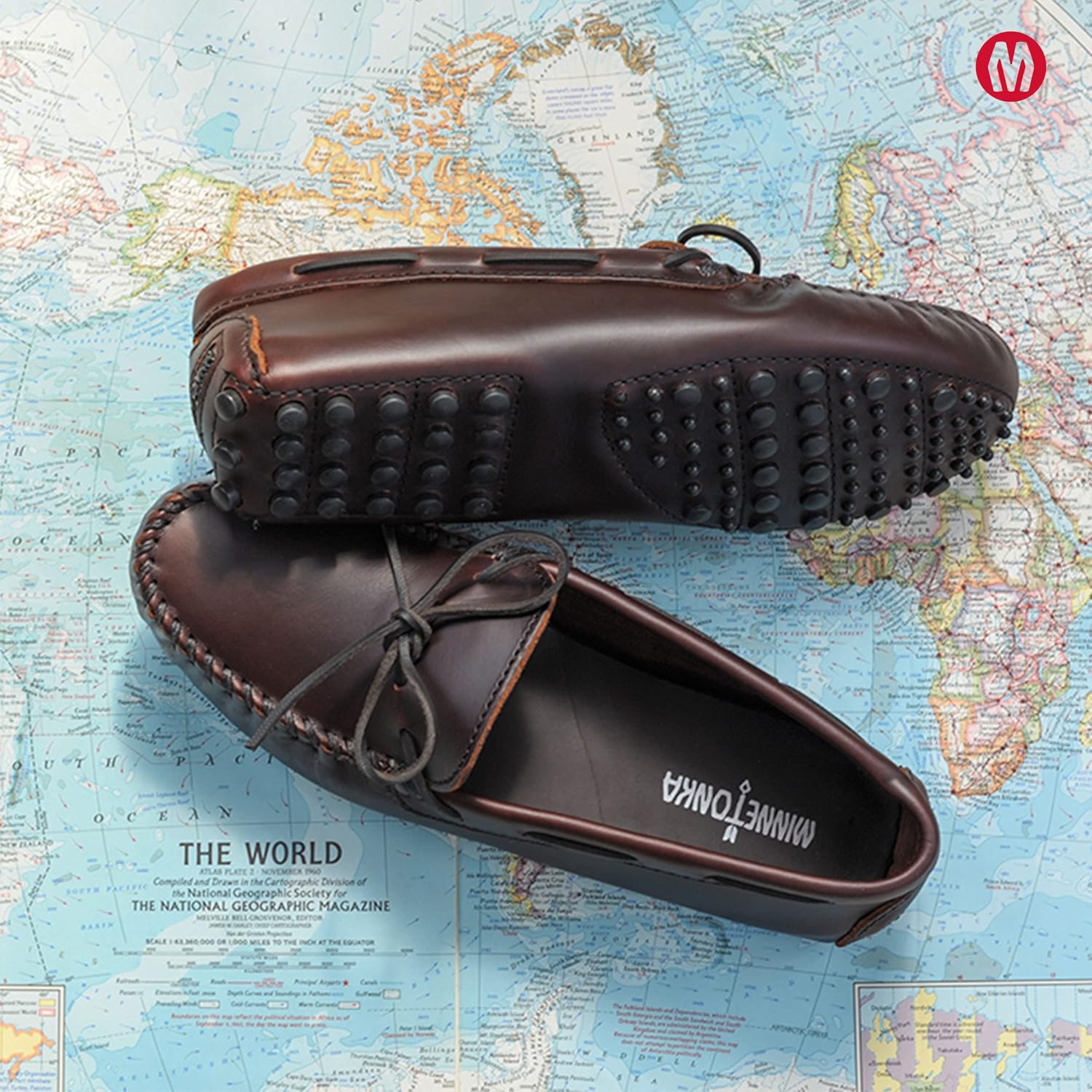 картинка Мужские мокасины Minnetonka из натуральной кожи для вождения, коричневые от магазина Одежда+