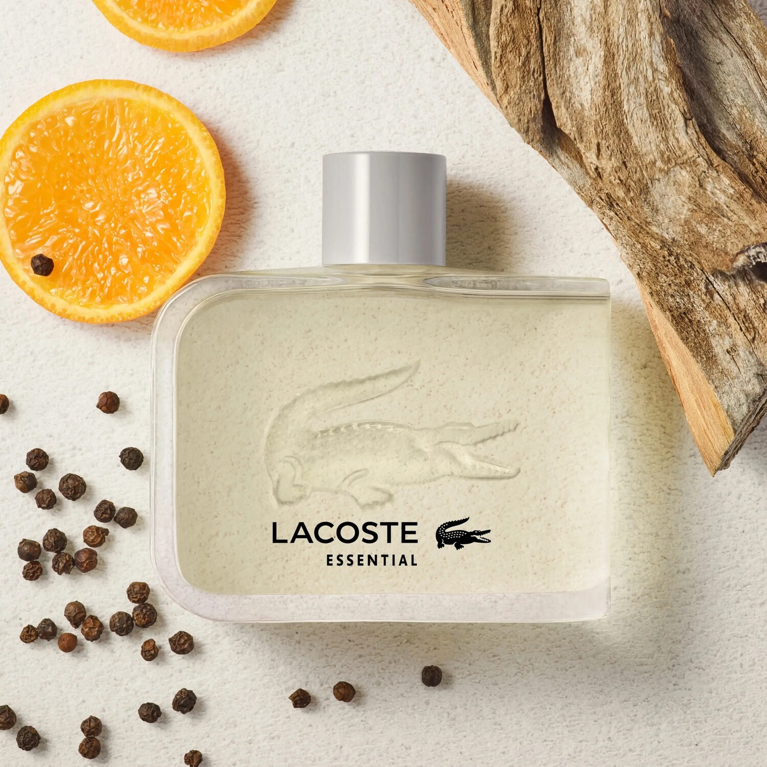 картинка Lacoste Essential: Аромат Свободы для Мужчин от магазина Одежда+