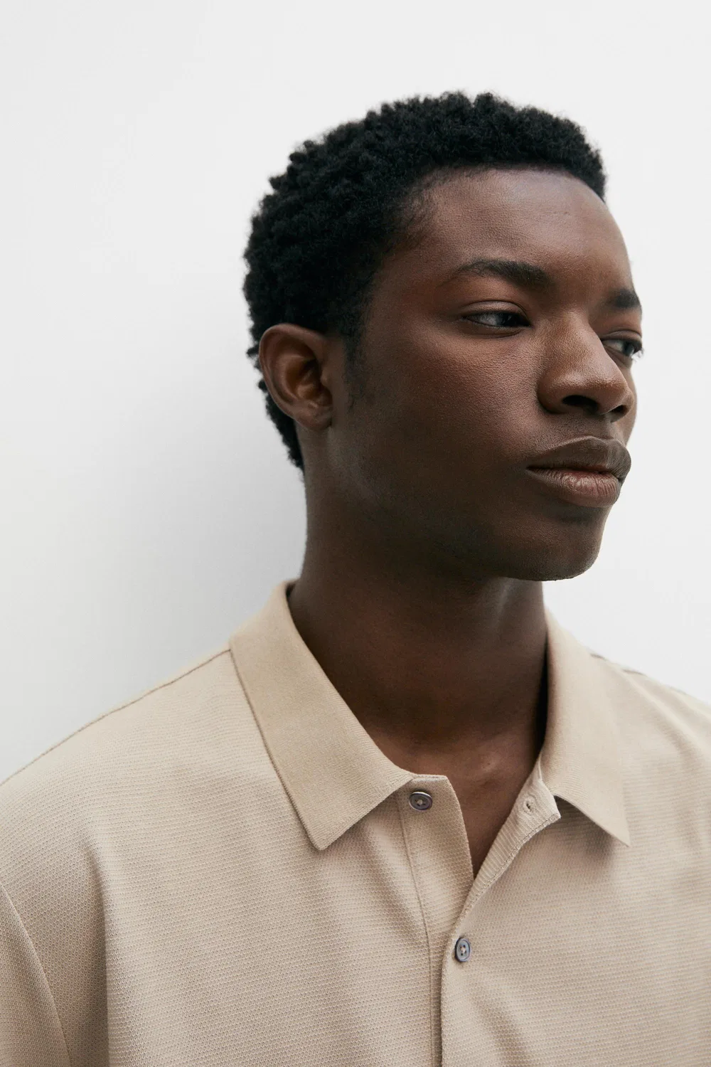 картинка Поло Massimo Dutti 100% Cotton Structured Shirt, бежевый от магазина Одежда+