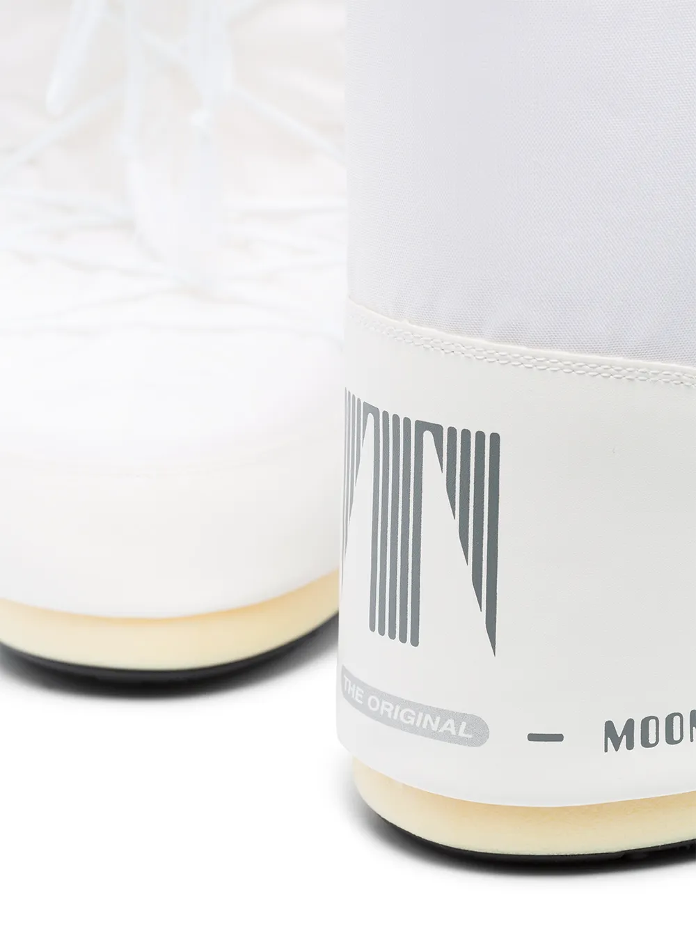 картинка Дутые сапоги Icon Moon Boot, белый от магазина Одежда+