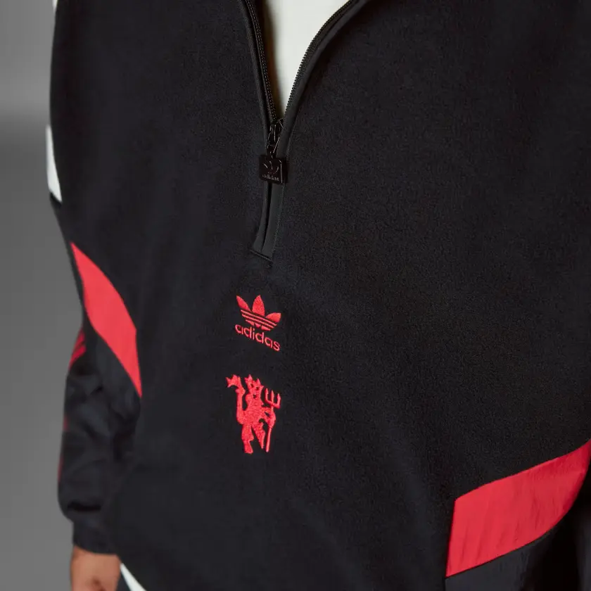 картинка Флисовая толстовка adidas Originals Manchester United от магазина Одежда+