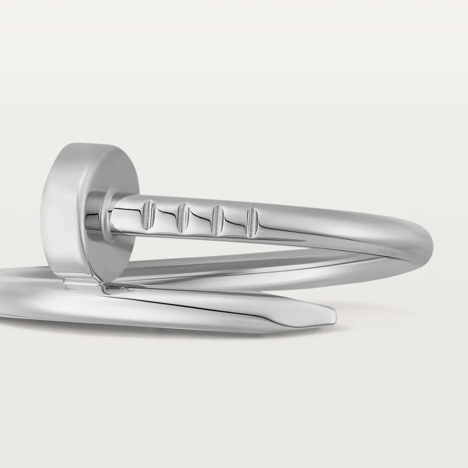 картинка Кольцо Cartier Juste un Clou, белое золото 750 пробы от магазина Одежда+